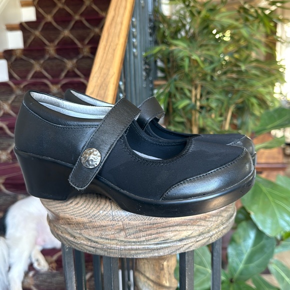 Algeria PG LITE dream fit, Mary Jane mules excellent condition US size 8 Black - Picture 2 of 10